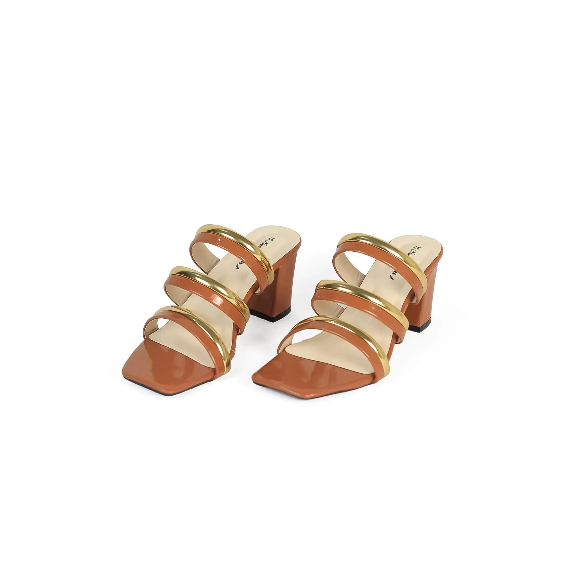 Fashion Footprint: Nawabi shoes shine with BD's block heels