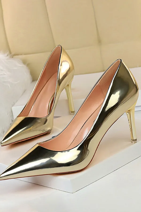 Minimalist Point Toe Court Pumps