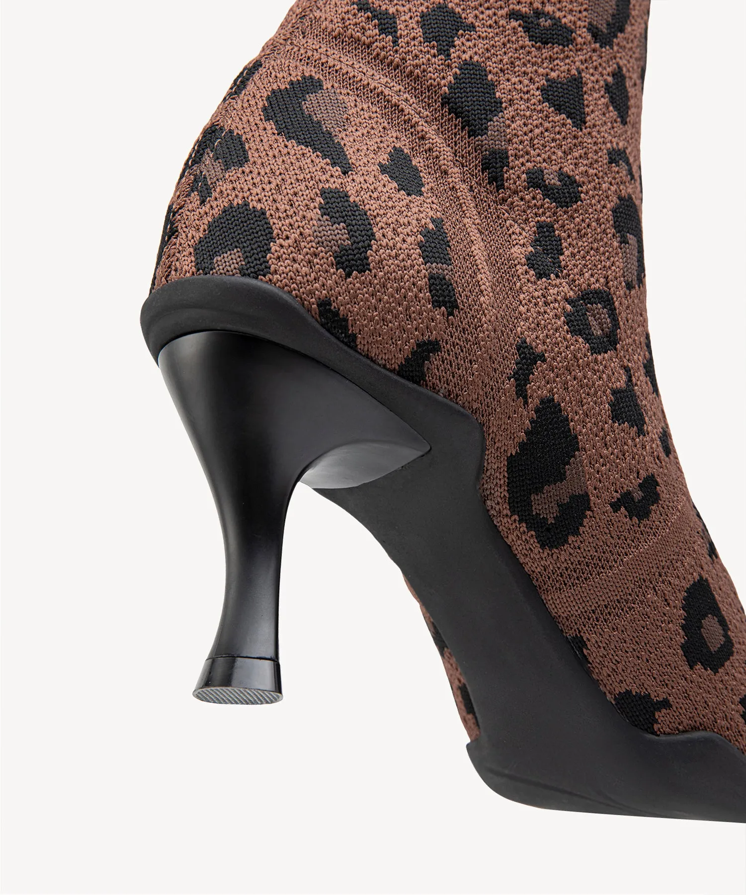 Minimalist  Pointed Toe Heeled Long Boots