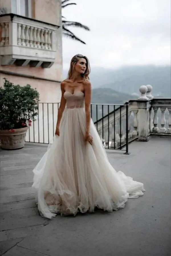 Rustic Tulle A Line Sweetheart Strapless Beach Wedding Dress, Bride Dress APW0421